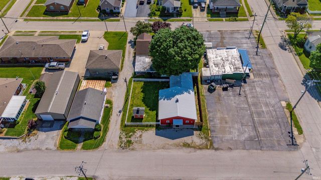 102 N Elm Street, Fort Branch, IN 47648