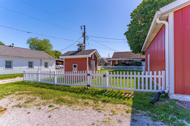 102 N Elm Street, Fort Branch, IN 47648