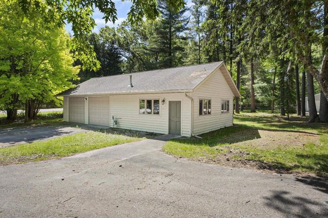 341 County Road B, Montello, WI 53949