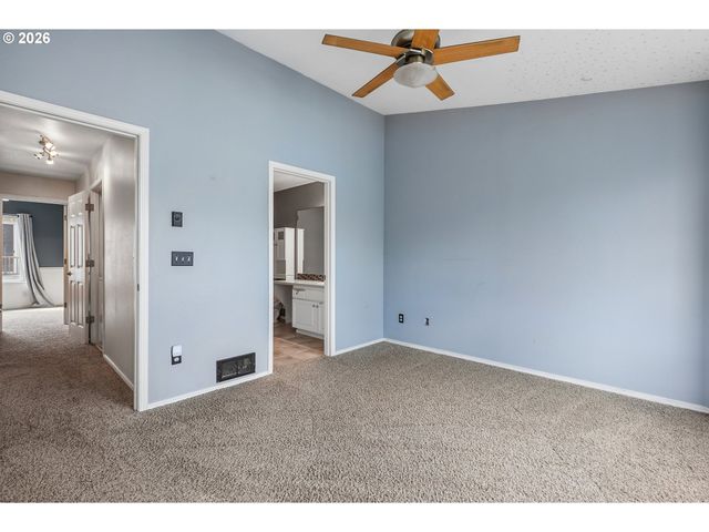 12045 Sw CHUKAR Ter, Beaverton, OR 97007