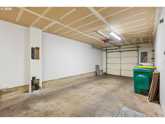 12045 Sw CHUKAR Ter, Beaverton, OR 97007