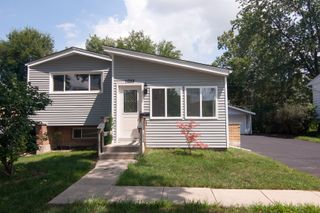 1033 S Main Drive, Lombard, IL 60148