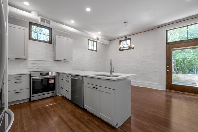 340 New Street, Lexington, KY 40507