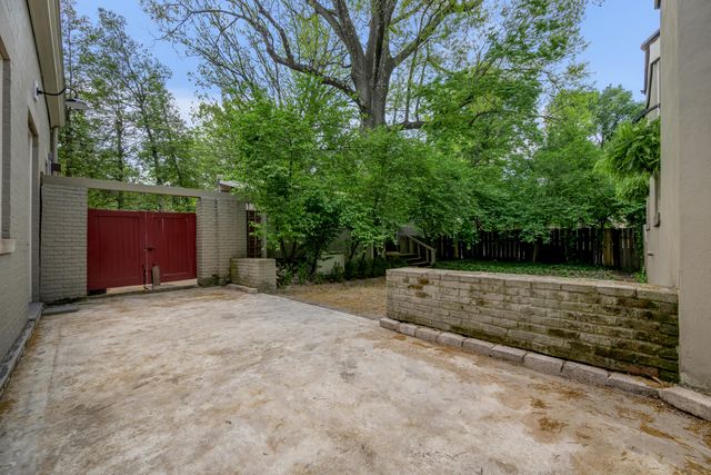 340 New Street, Lexington, KY 40507