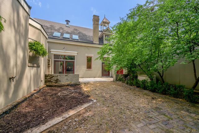 340 New Street, Lexington, KY 40507