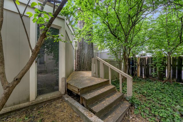 340 New Street, Lexington, KY 40507