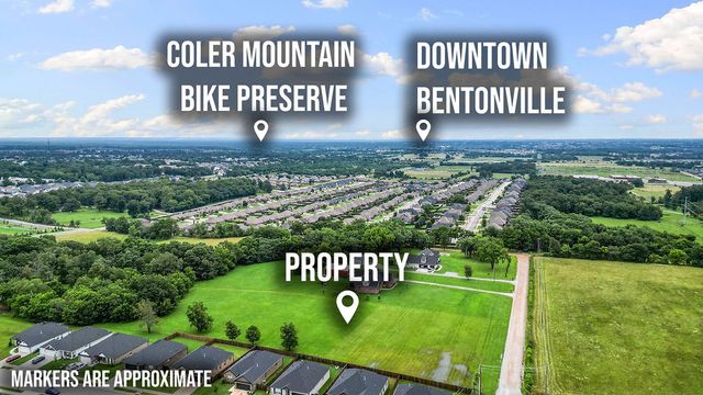 Edgewood Road, Bentonville, AR 72713