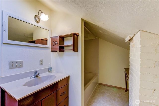 43004 196th Avenue SE, Enumclaw, WA 98022