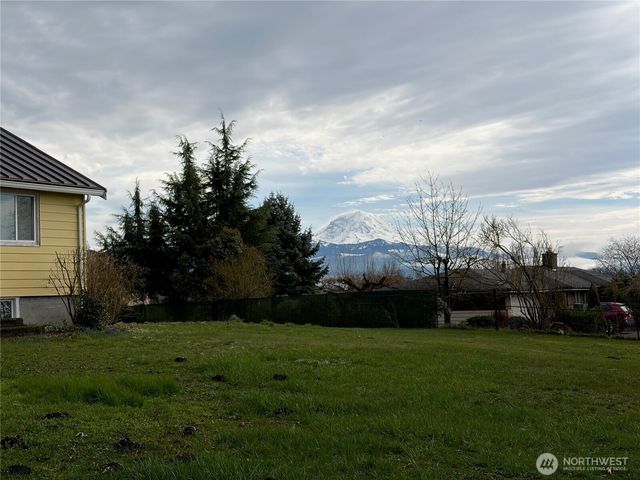 43004 196th Avenue SE, Enumclaw, WA 98022