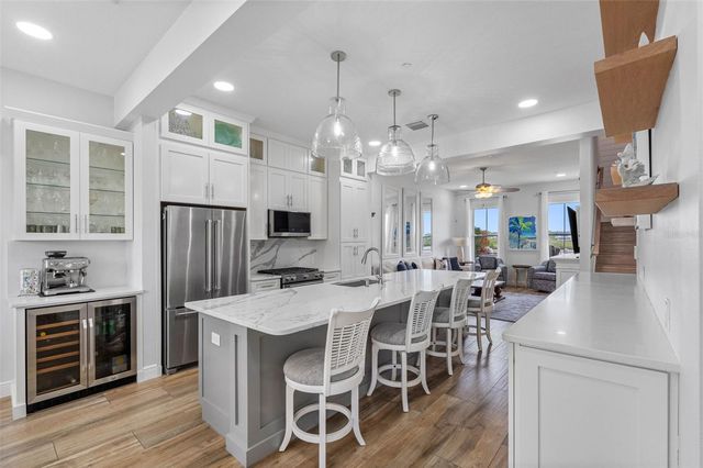 19915 GULF BOULEVARD 806, Indian Shores, FL 33785