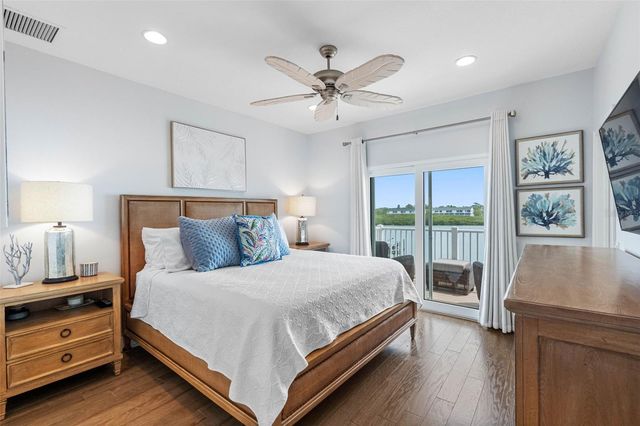 19915 GULF BOULEVARD 806, Indian Shores, FL 33785