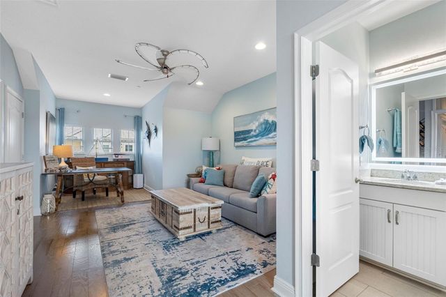 19915 GULF BOULEVARD 806, Indian Shores, FL 33785