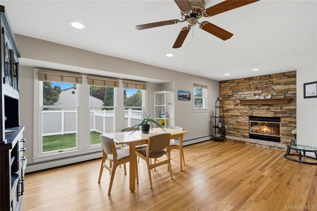 12 Buccaneer Lane, East Setauket, NY 11733
