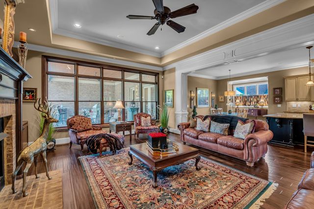 3128 Natoma Cir, Thompsons Station, TN 37179