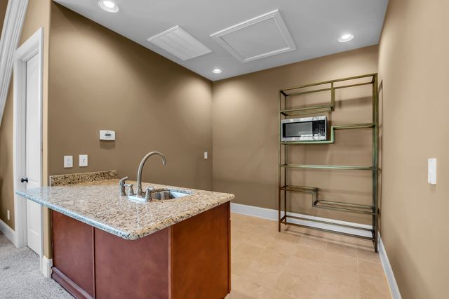 3128 Natoma Cir, Thompsons Station, TN 37179