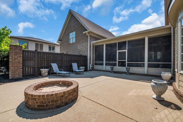 3128 Natoma Cir, Thompsons Station, TN 37179