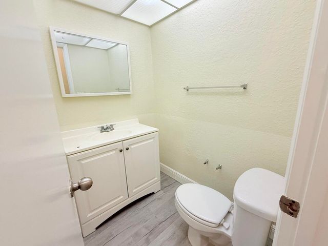 760 SE 2nd Avenue D112, Deerfield Beach, FL 33441