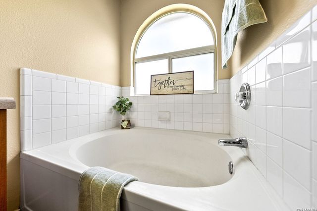 626 Coral Harbor, San Antonio, TX 78251