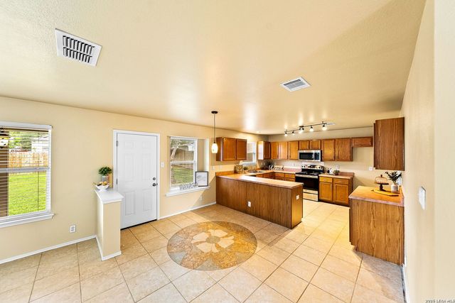 626 Coral Harbor, San Antonio, TX 78251