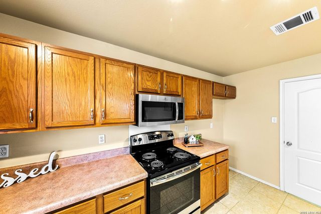 626 Coral Harbor, San Antonio, TX 78251