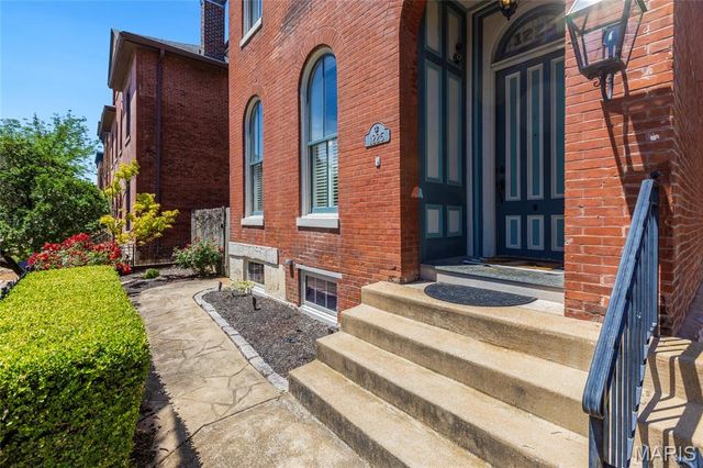 1225 Dolman Street, St Louis, MO 63104