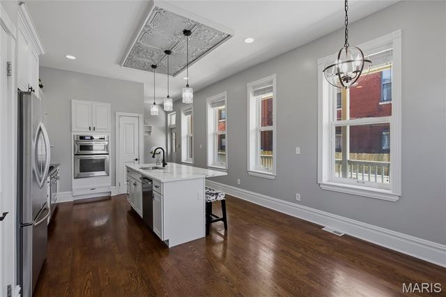 1225 Dolman Street, St Louis, MO 63104