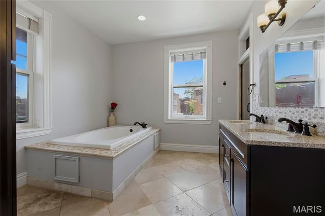 1225 Dolman Street, St Louis, MO 63104