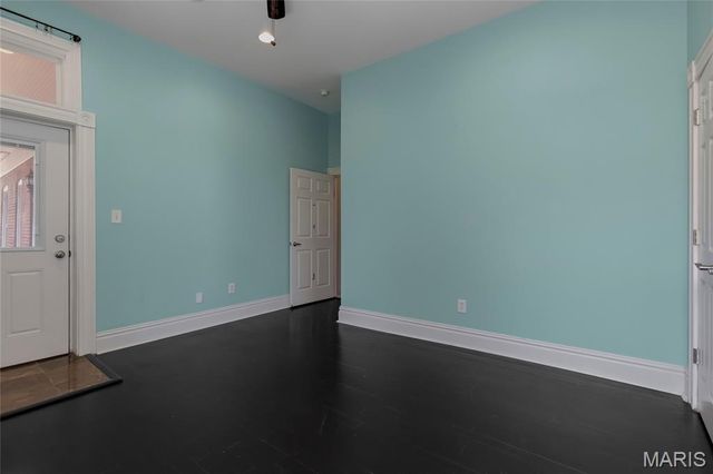 1225 Dolman Street, St Louis, MO 63104