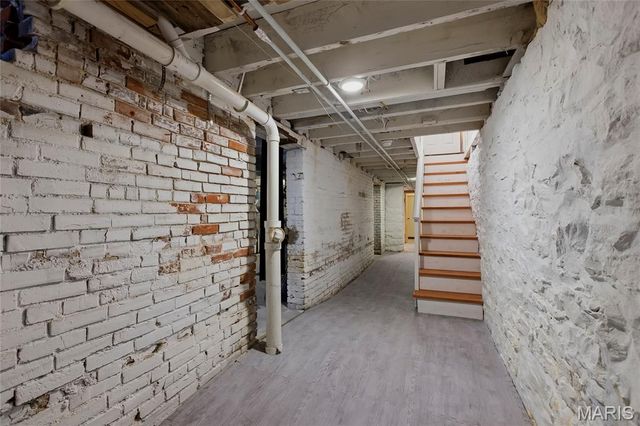 1225 Dolman Street, St Louis, MO 63104