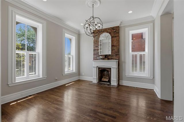 1225 Dolman Street, St Louis, MO 63104
