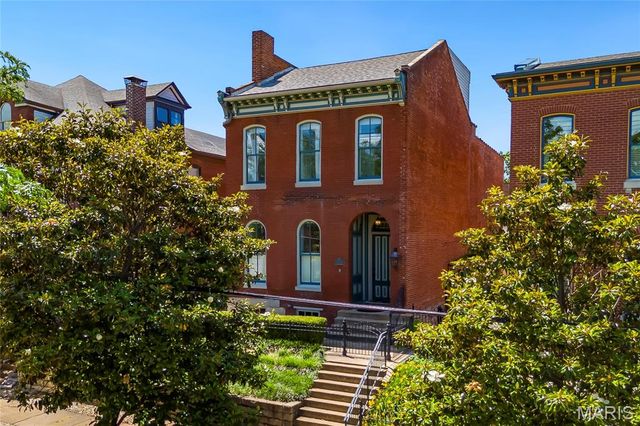 1225 Dolman Street, St Louis, MO 63104