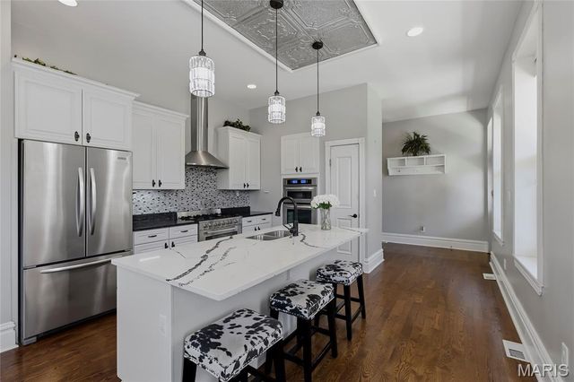 1225 Dolman Street, St Louis, MO 63104