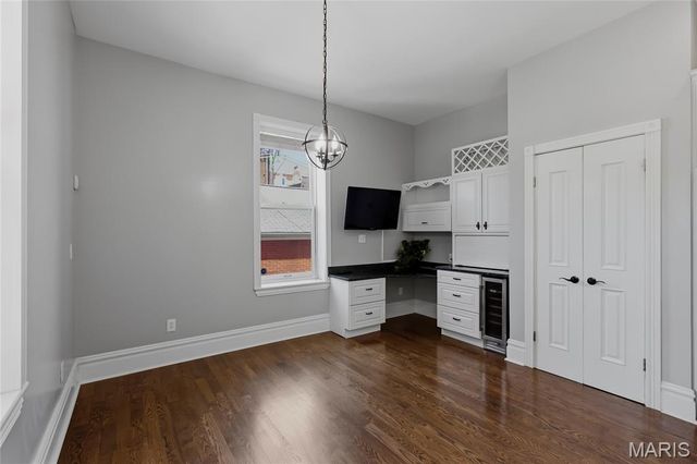1225 Dolman Street, St Louis, MO 63104