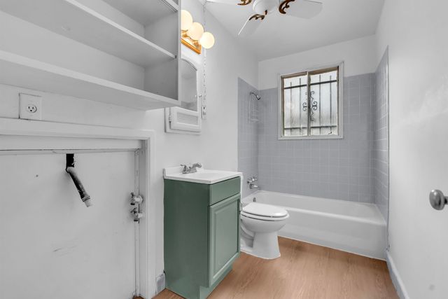 2922 WALKER AVE, Memphis, TN 38111