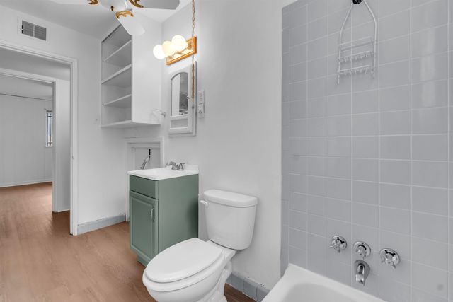 2922 WALKER AVE, Memphis, TN 38111