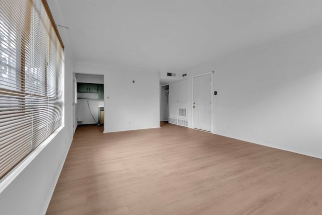 2922 WALKER AVE, Memphis, TN 38111