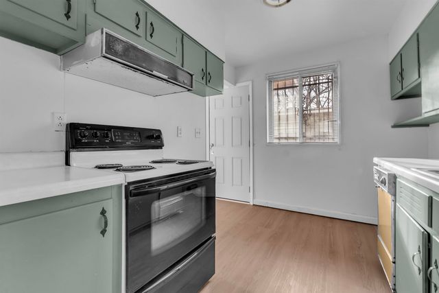 2922 WALKER AVE, Memphis, TN 38111