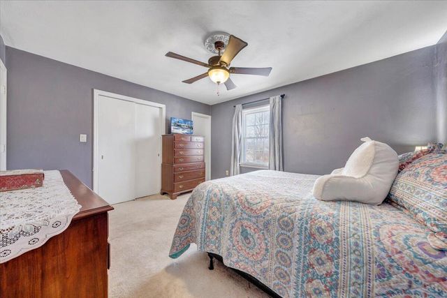 135 Silverbirch DR, Blue Ridge, VA 24064