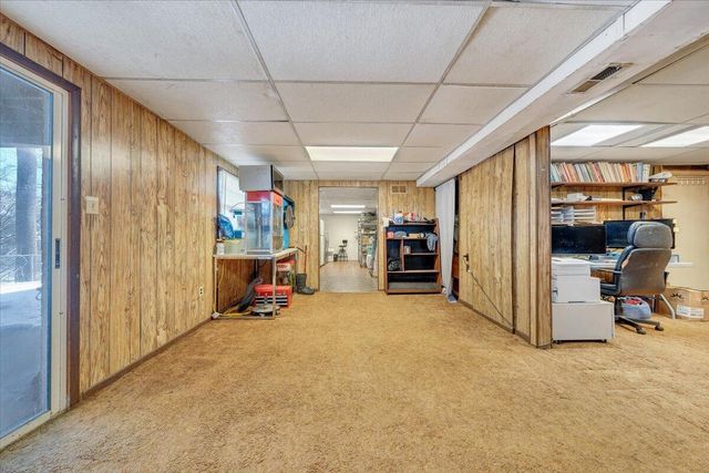 135 Silverbirch DR, Blue Ridge, VA 24064