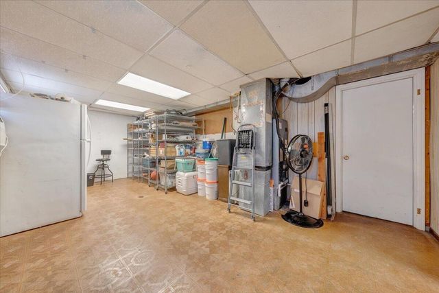 135 Silverbirch DR, Blue Ridge, VA 24064