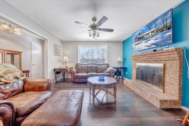 135 Silverbirch DR, Blue Ridge, VA 24064