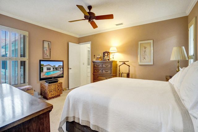 1721 SW 69th Avenue, Plantation, FL 33317