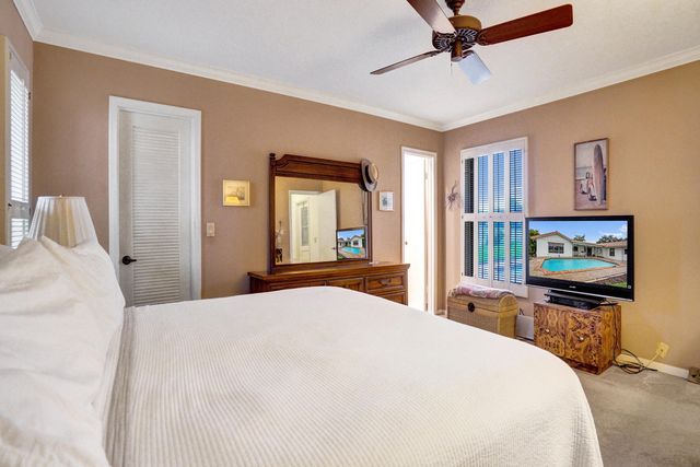 1721 SW 69th Avenue, Plantation, FL 33317