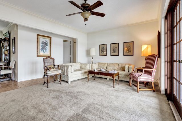 1721 SW 69th Avenue, Plantation, FL 33317