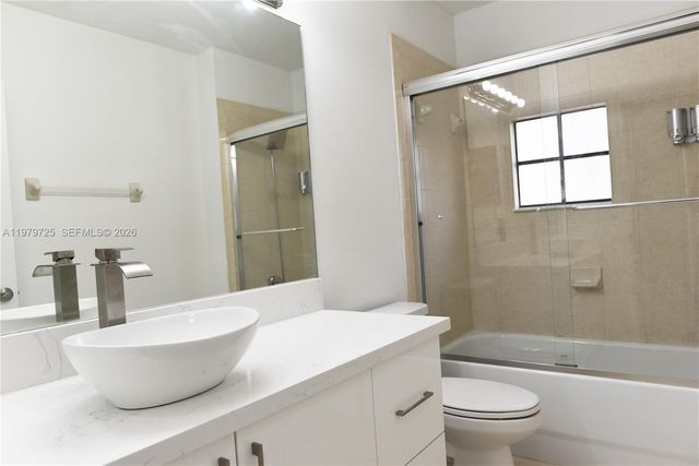 3771 SE 5th Ct, Homestead, FL 33033