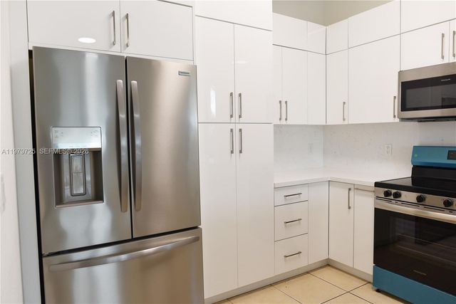 3771 SE 5th Ct, Homestead, FL 33033