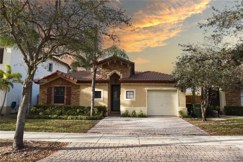 3771 SE 5th Ct, Homestead, FL 33033