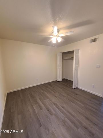 11350 W TENNESSEE Avenue 21, Youngtown, AZ 85363