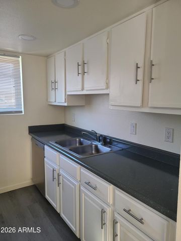 11350 W TENNESSEE Avenue 21, Youngtown, AZ 85363