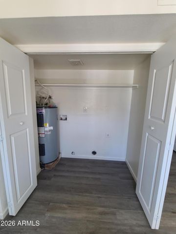 11350 W TENNESSEE Avenue 21, Youngtown, AZ 85363